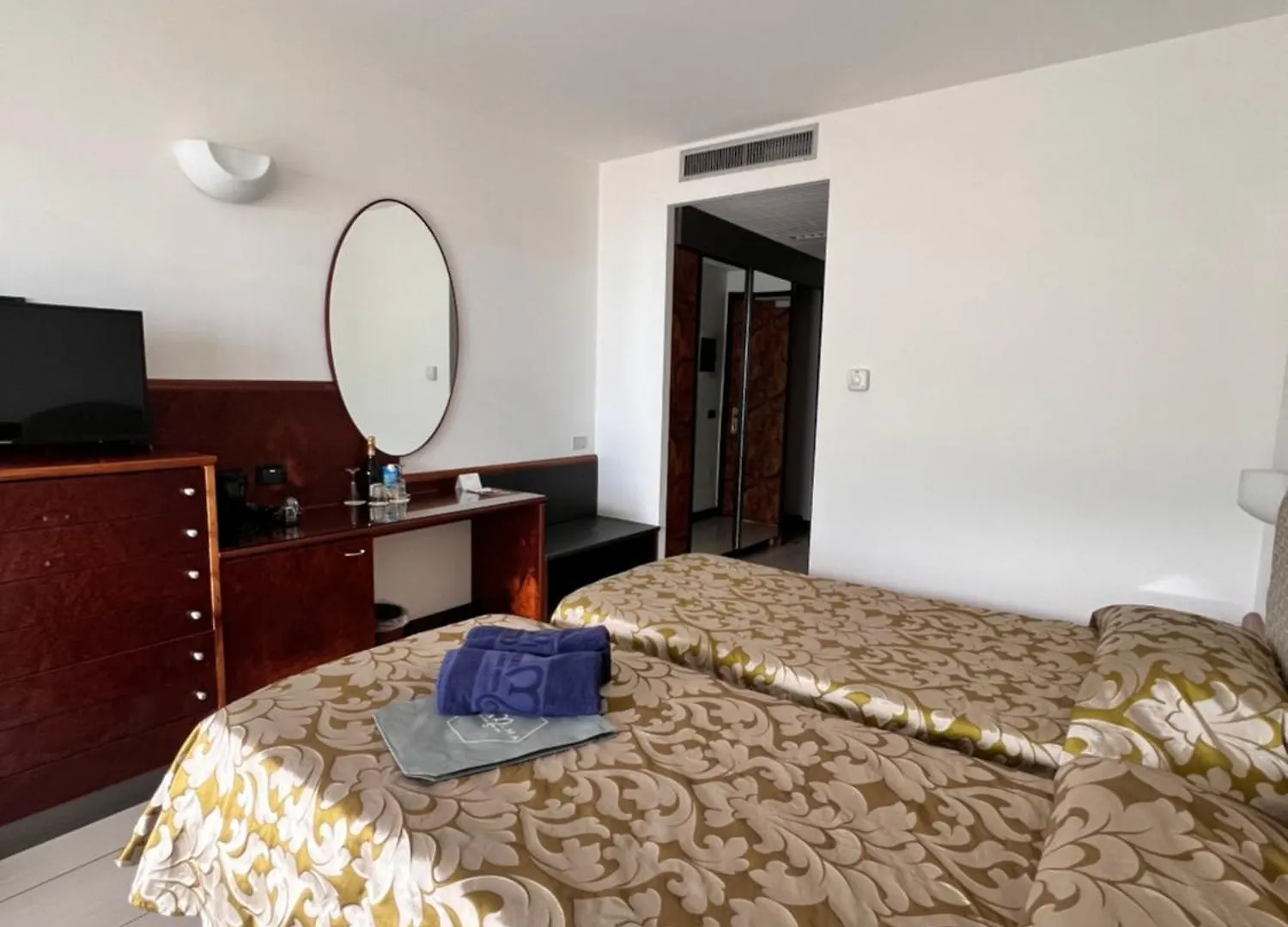 Hotel Ilma Lake Garda Resort Limone sul Garda 4*,  Italien